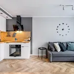 Beautiful Apartment With Balcony For 6 People In Cracow By Noclegi Renters