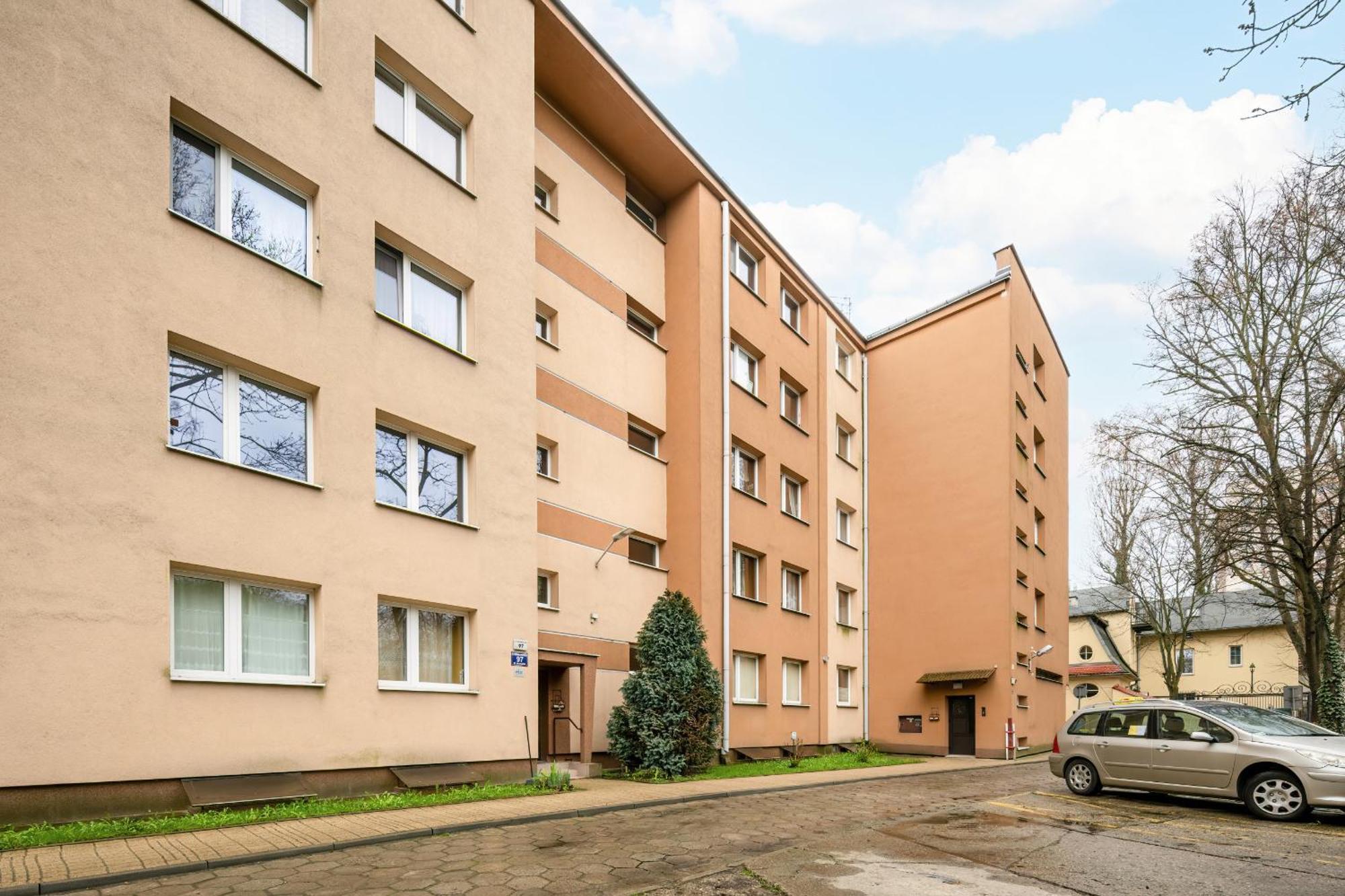 Apartment Beautiful With Balcony For 6 People In Cracow By Renters Krakau
